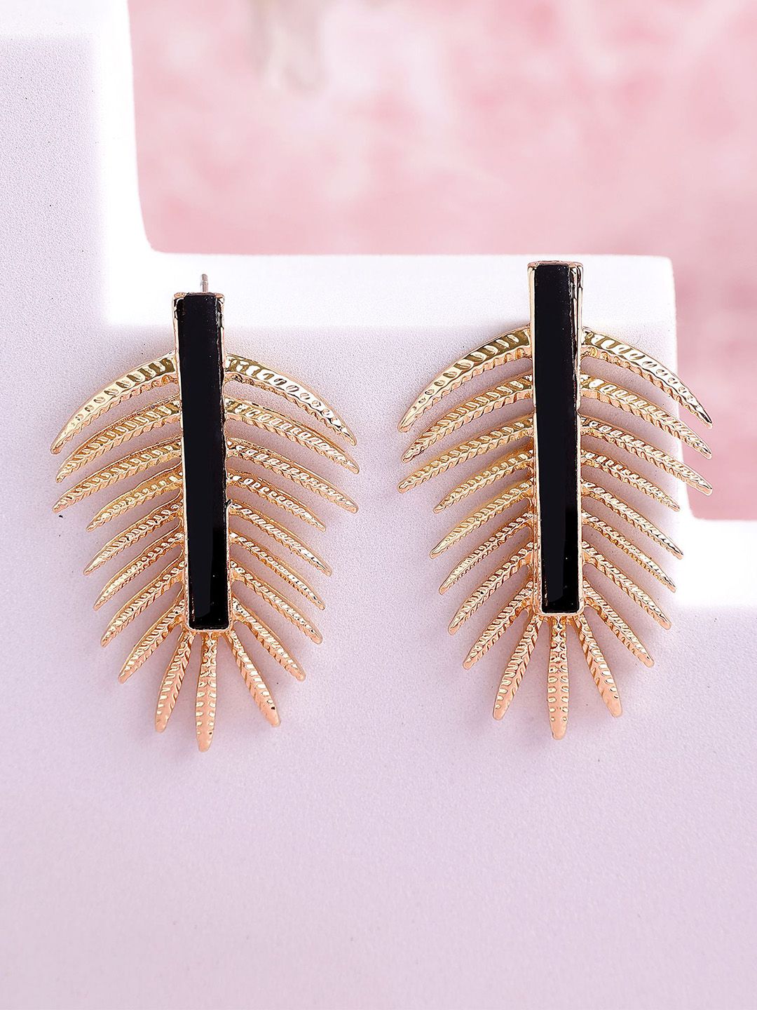 Bohey by KARATCART Contemporary Studs Earrings-picture-21