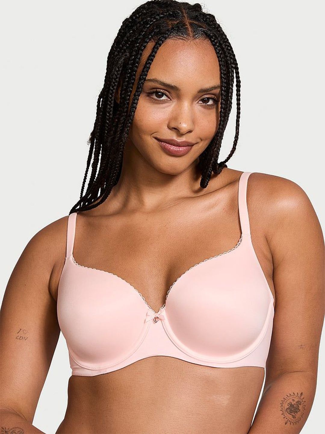 Victoria's Secret Bra Medium Coverage Underwired Lightly Padded-picture-41