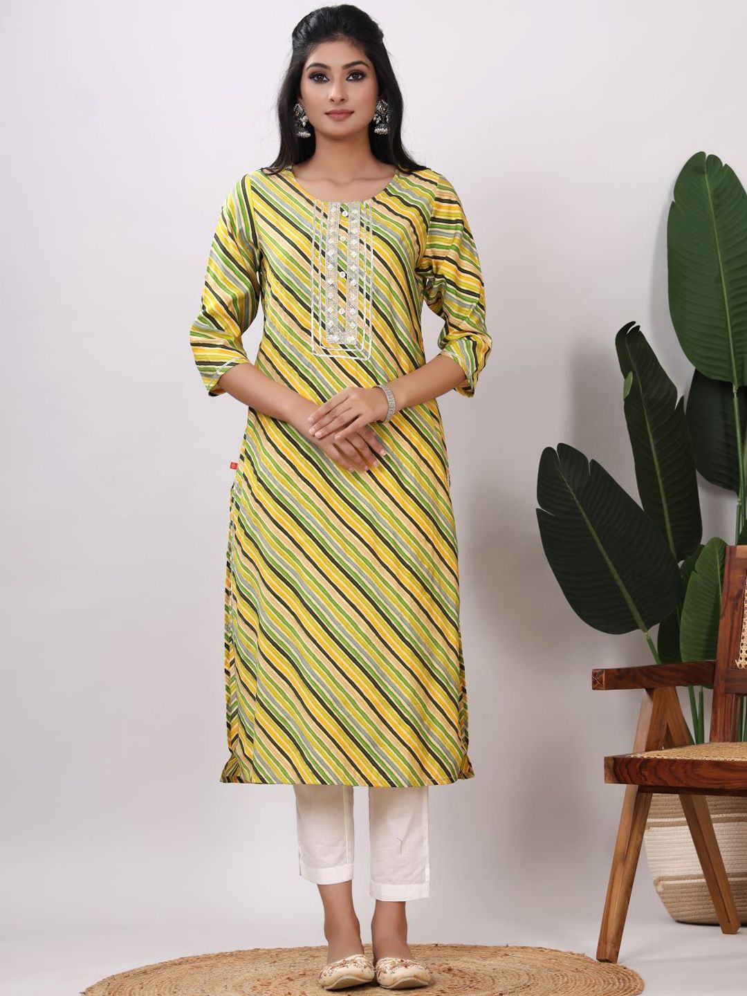 Chandbaali Women Leheriya Embroidered Gotta Patti Kurta-picture-15