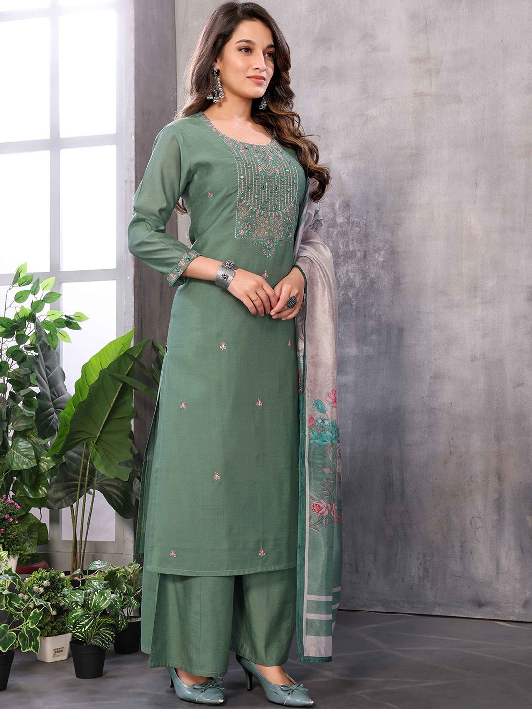 Green Woven Design Kantha Work Kurta With Palazzos & With Dupatta