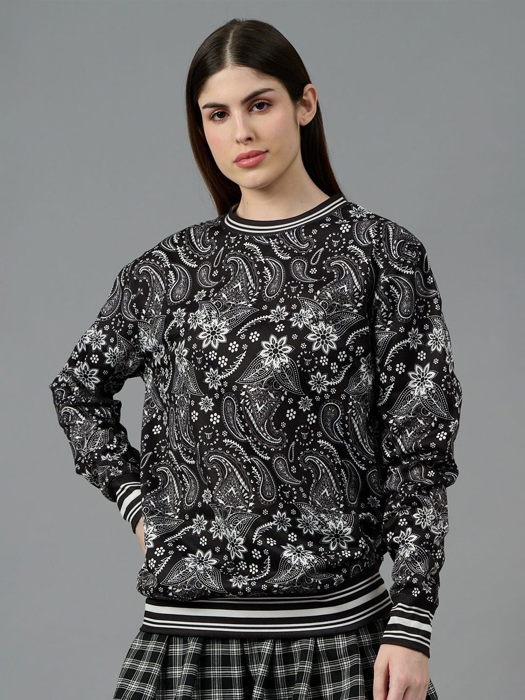 GO DEVIL Women Printed Sweatshirt-picture-27