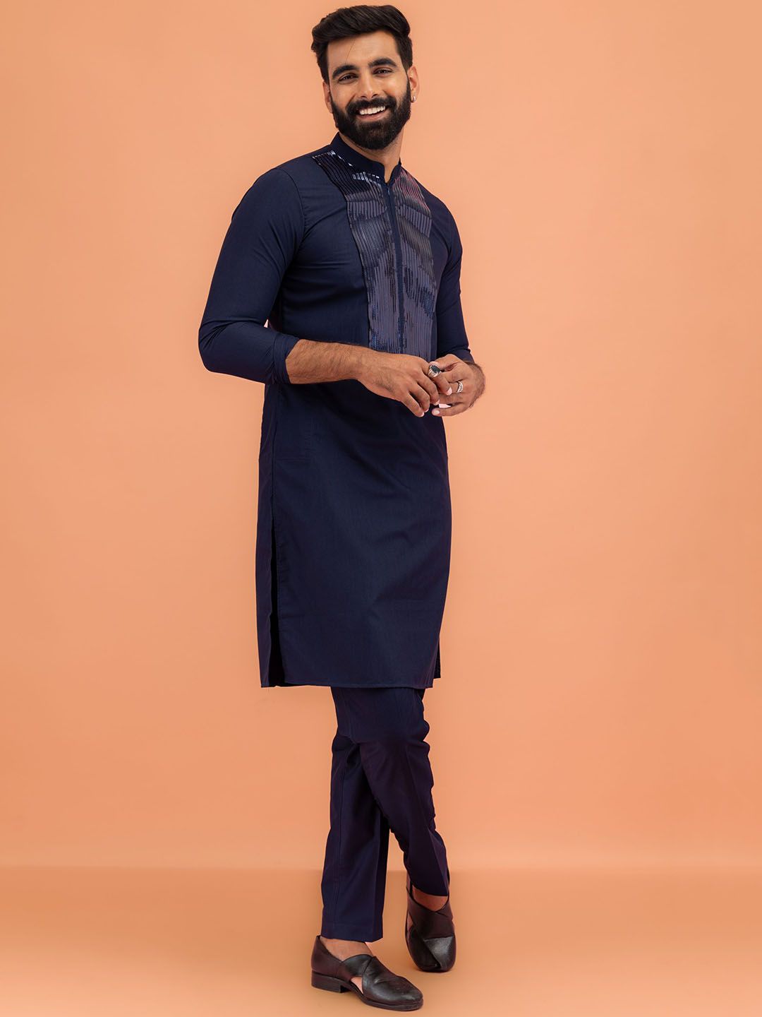 KISAH Men Yoke Design Mirror Work Kurta-picture-19