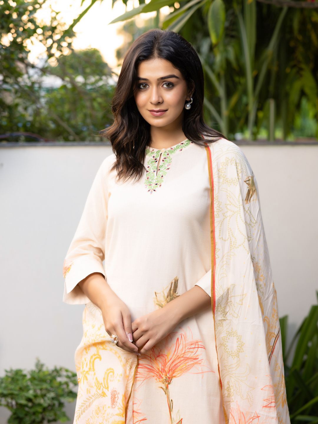 Ambraee Floral Printed Thread Work Straight Kurta With Trouser & Dupatta