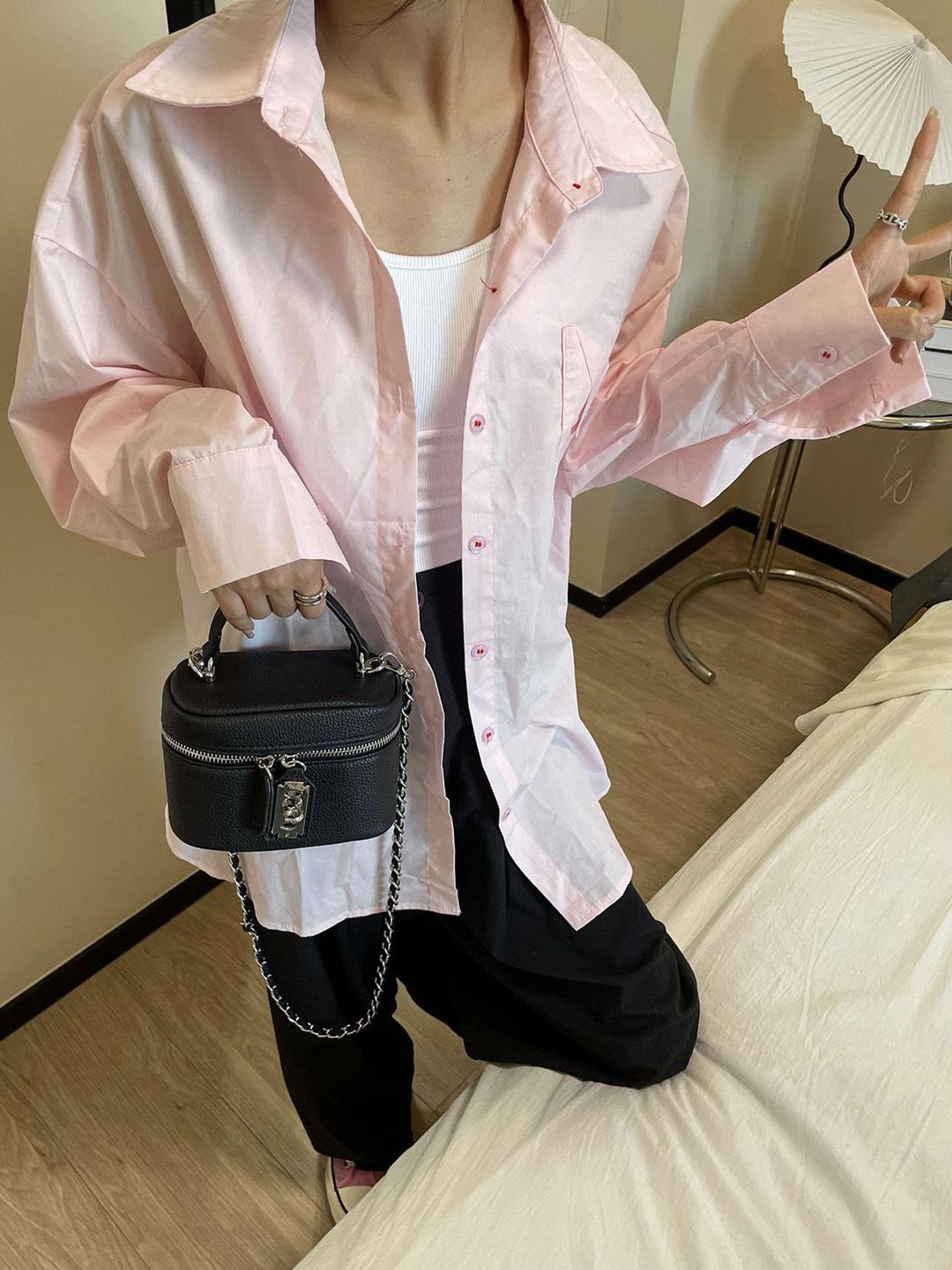 StyleCast x Revolte PU Swagger Sling Bag-picture-31