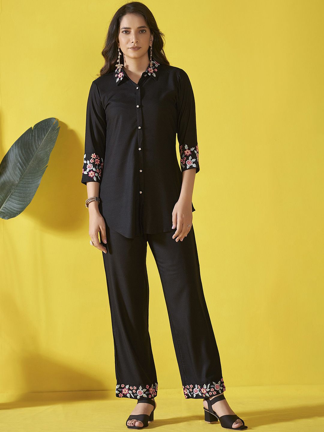 Anouk Embroidered Shirt & Trouser Co-Ords-picture-39