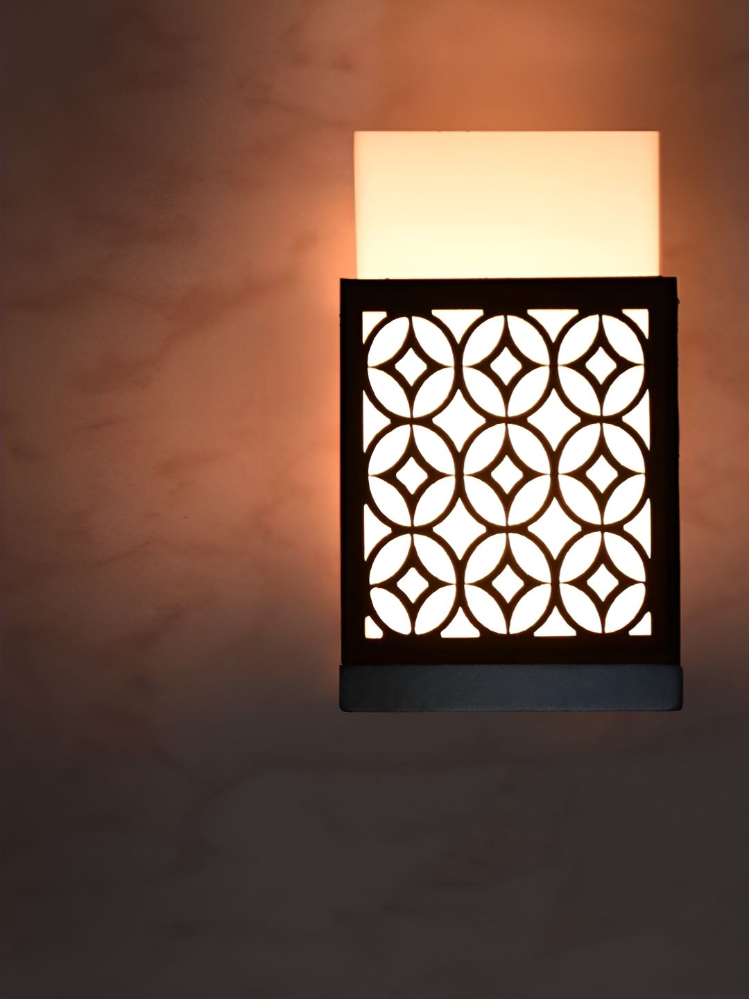 Gojeeva Black & White Textured Wooden Square Shaped Wall Lamp-picture-22