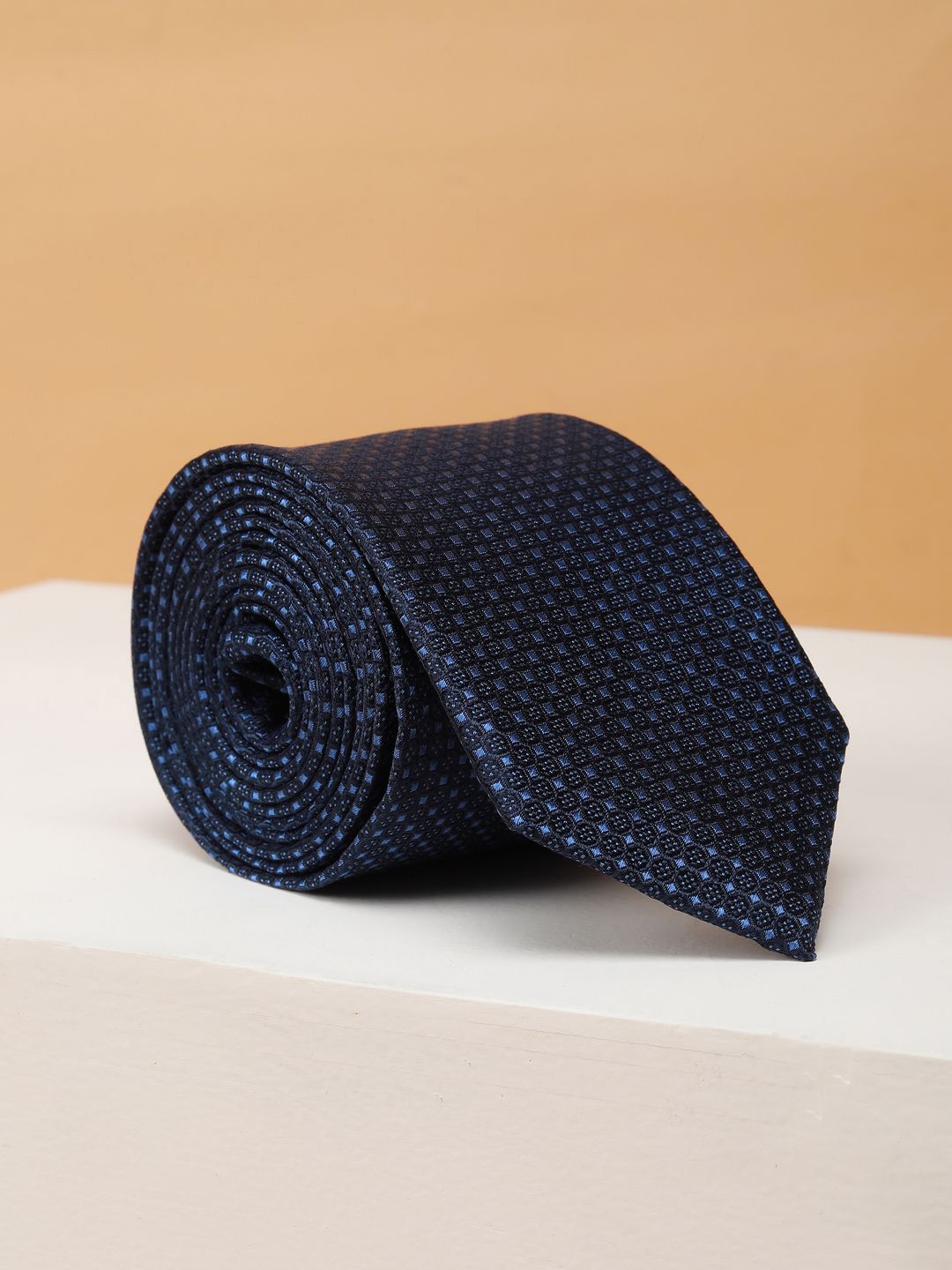 Peter England Men Printed Skinny Tie