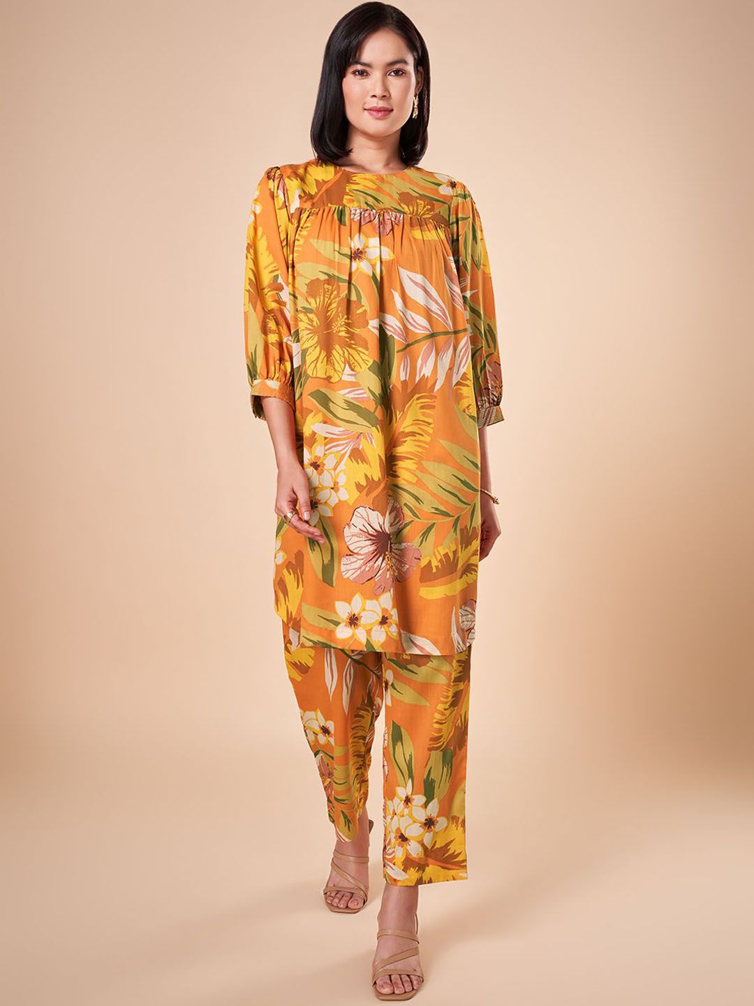 Marigold Lane Round Neck Floral Printed Empire Pure Cotton Kurta with Trousers-picture-24