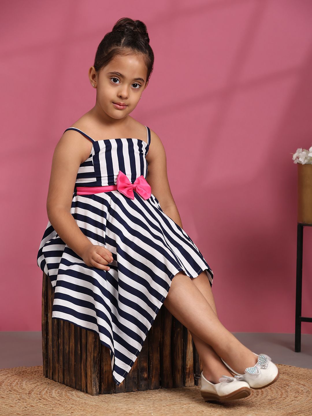 Toy Balloon kids Checked Crepe Pinafore Dress-picture-13