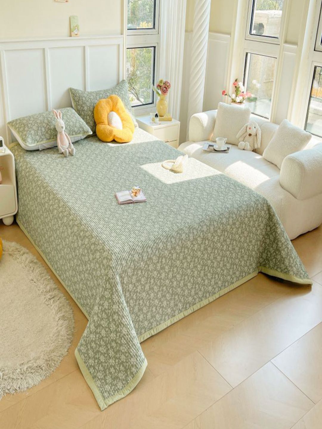 JC HOME Green & Beige Floral Printed Double Bed Cover With Pillow Covers-picture-29