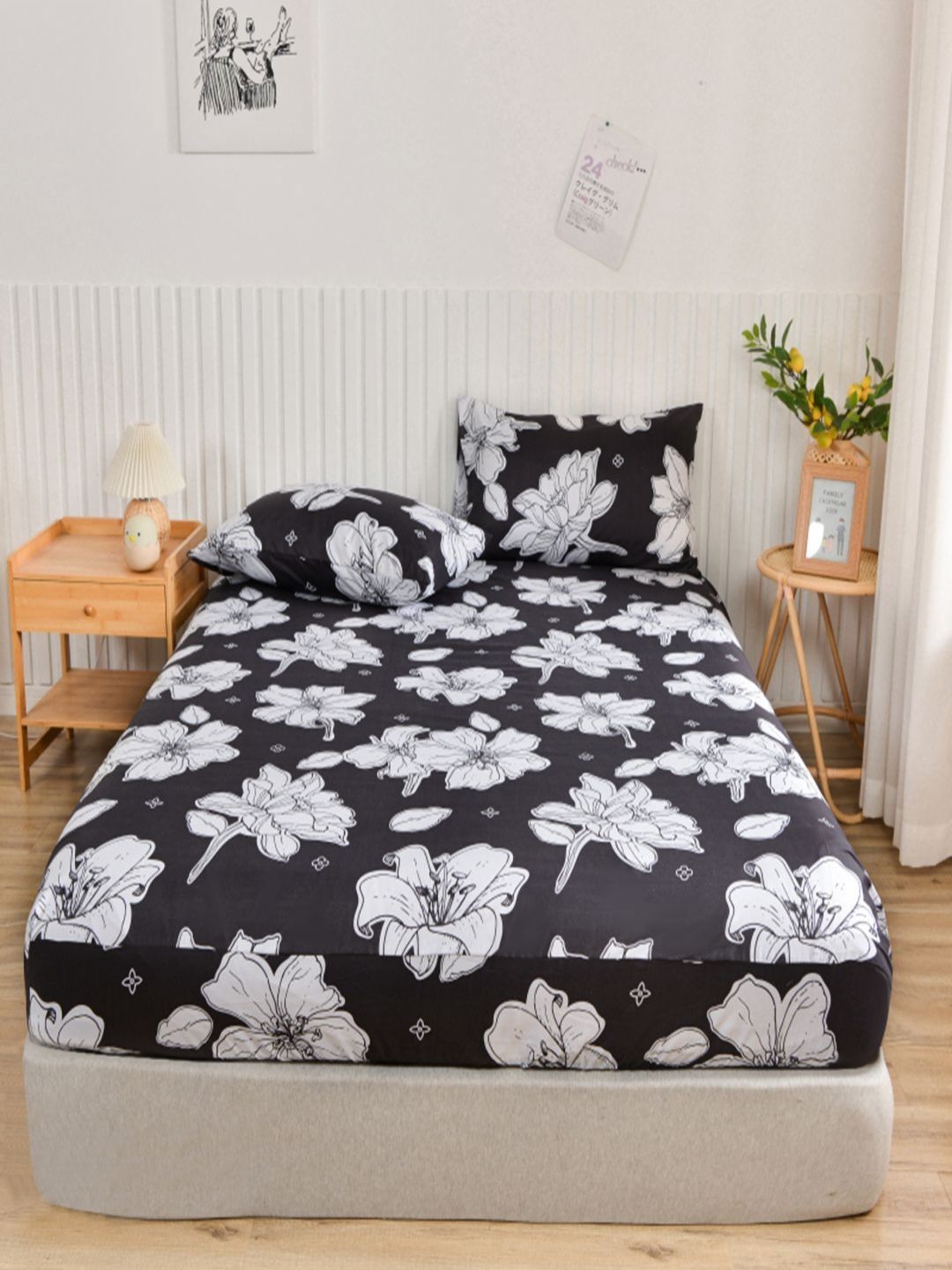 JC HOME Black & White Floral 140 TC King Fitted Bedsheet Set 2.20 m x 2.00 m (-picture-11