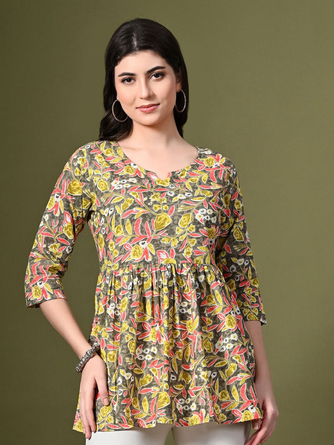 GLOWWORLD Floral Print Top-picture-10