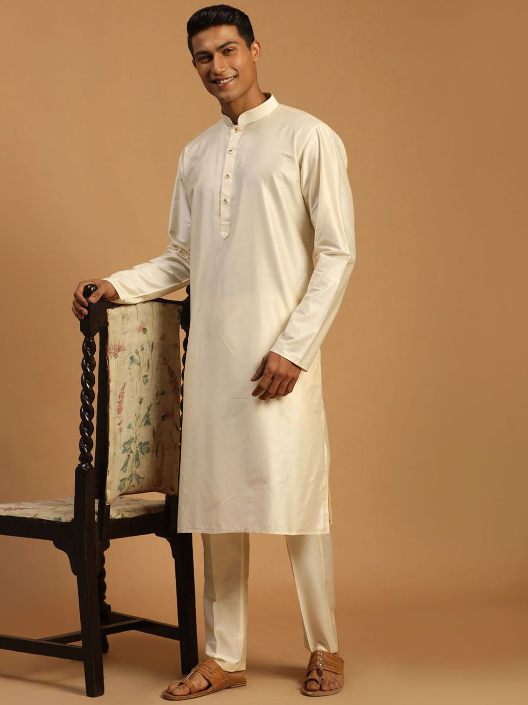 VASTRAMAY Straight Kurta with Pyjama-image-25