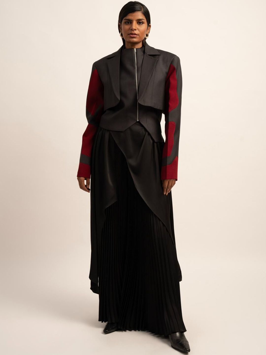 Siddhant Agrawal Notched Lapel Front Open Crop Blazer-picture-19