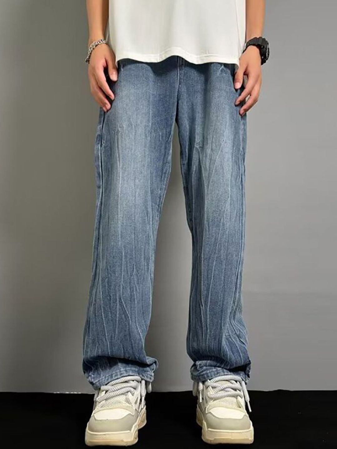 StyleCast x Revolte Men Relaxed Fit Light Fade Jeans-picture-20