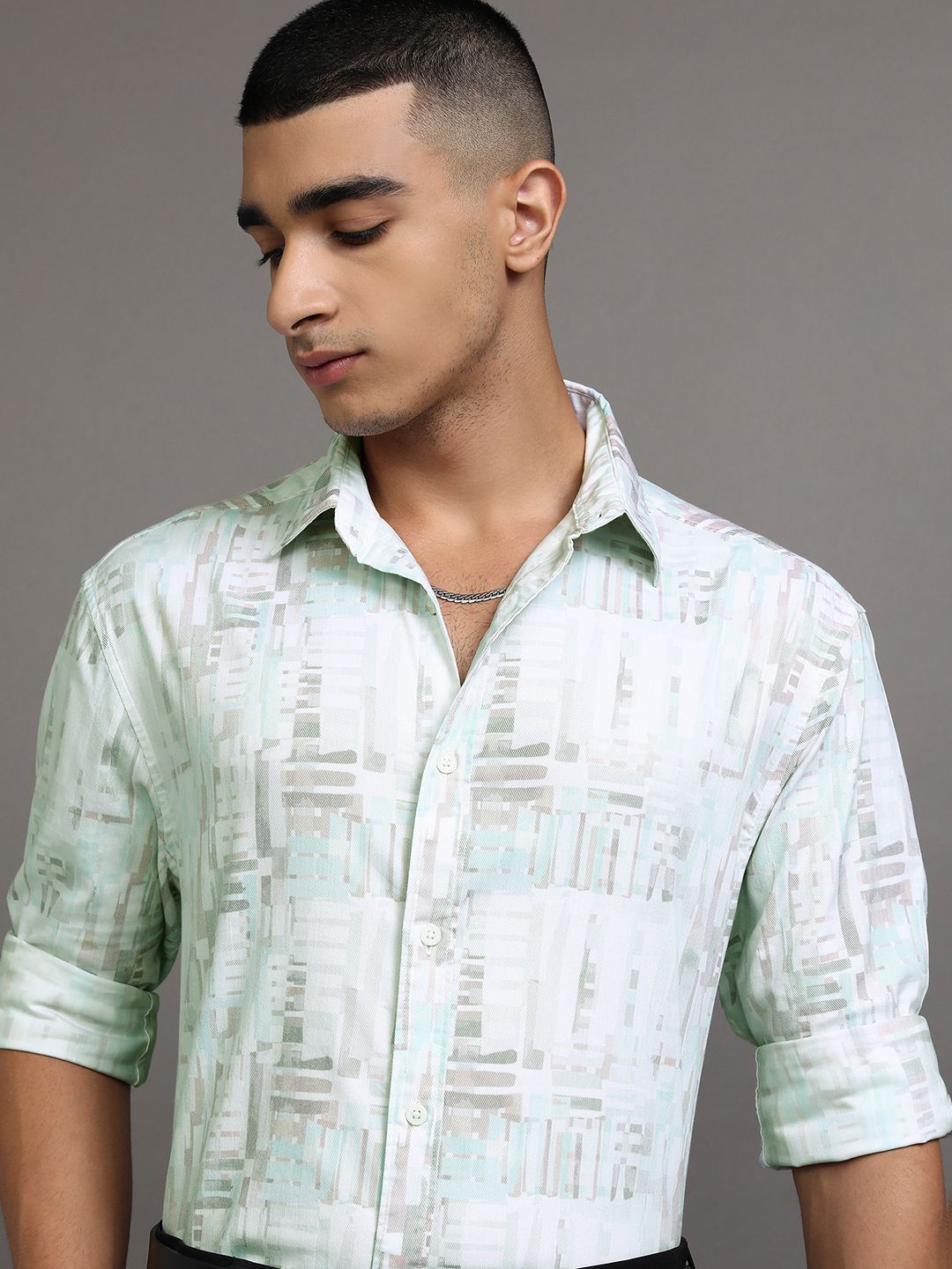 HIGHLANDER Men Cutaway Collar Abstract Printed Cotton Relaxed Fit Formal Shirt-picture-29