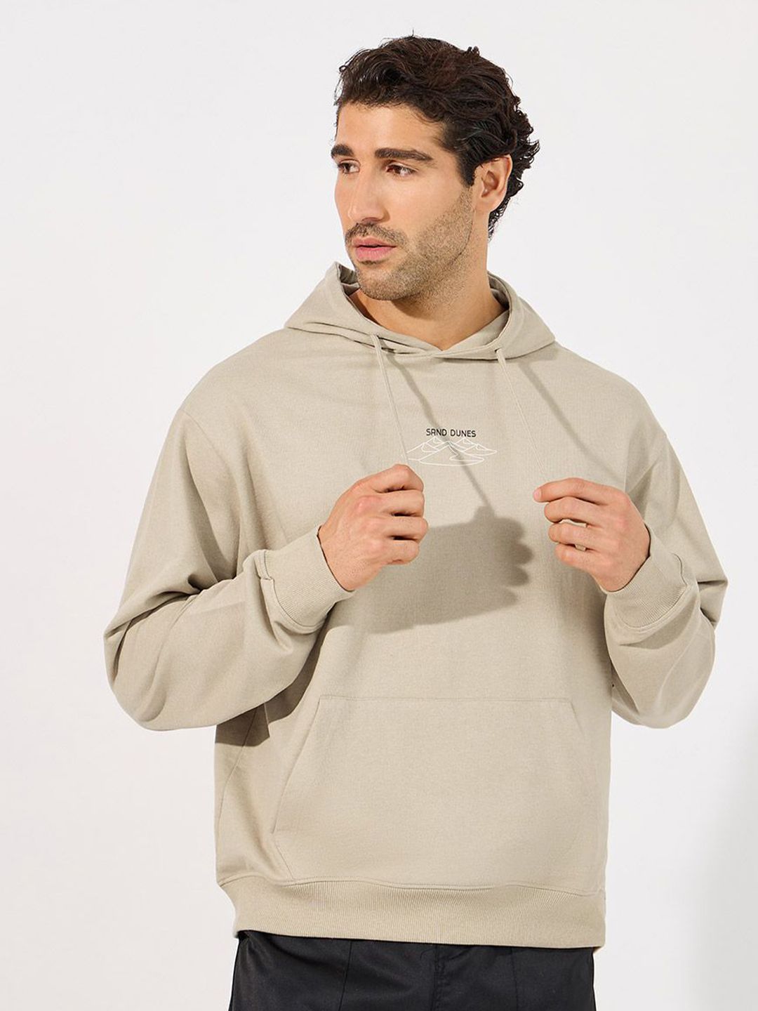 Styli Men Minimal Sand Dune Print Relaxed Fit Hoodie-picture-27