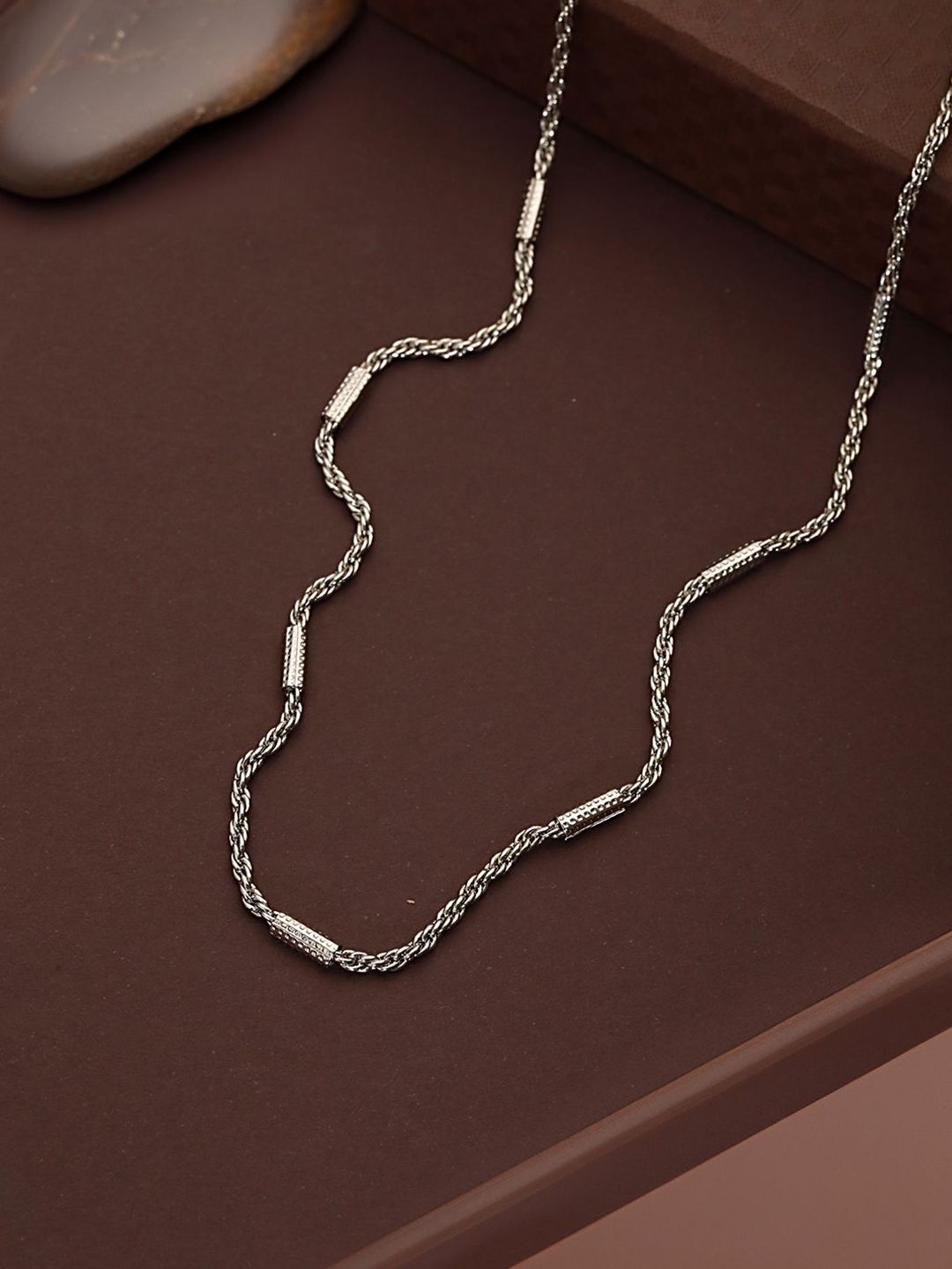 Jazz and Sizzle Men Brass Silver-Plated Chain-image-18