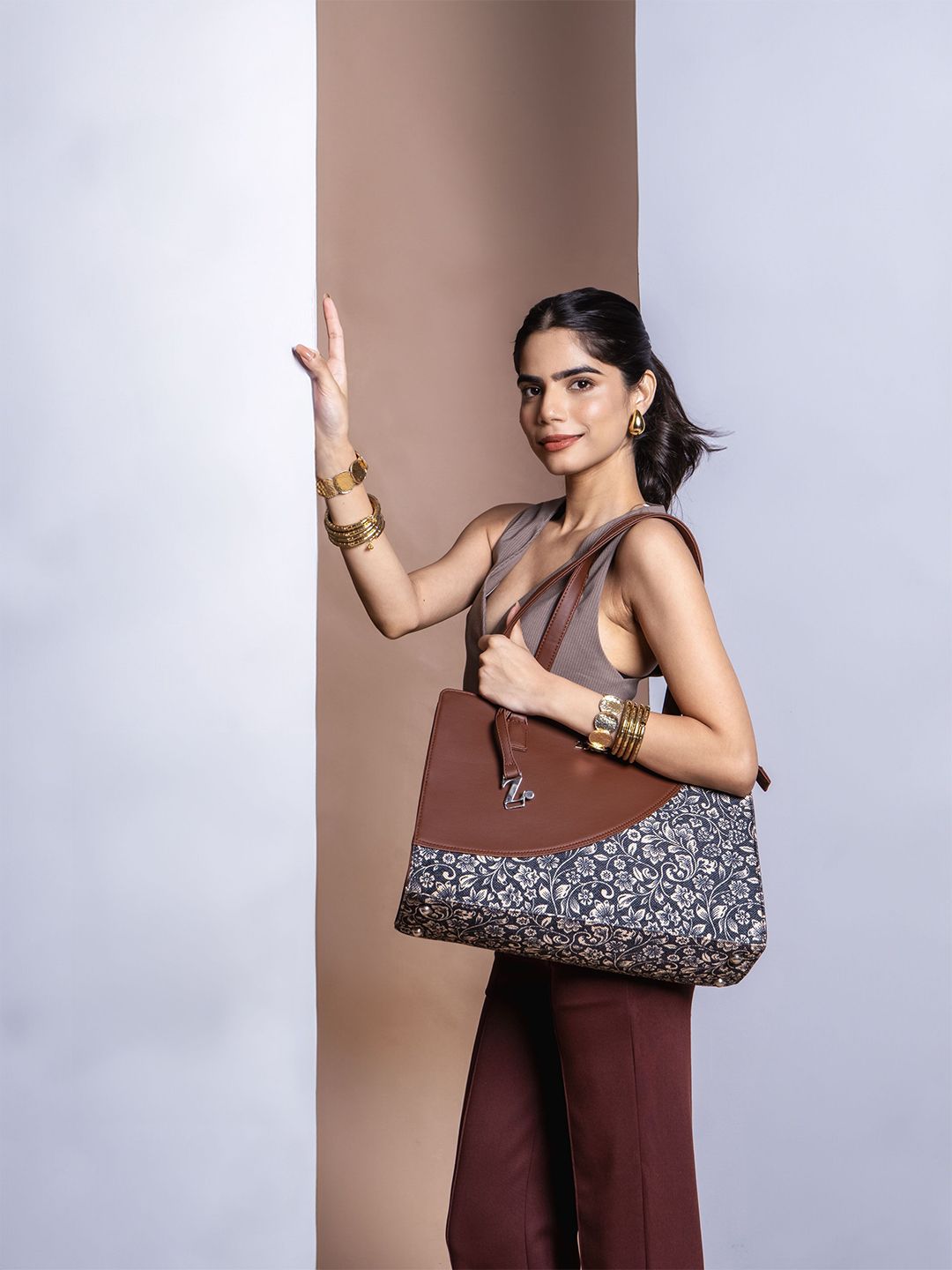 ZOUK Floral Printed Structured Tote Bag-picture-22
