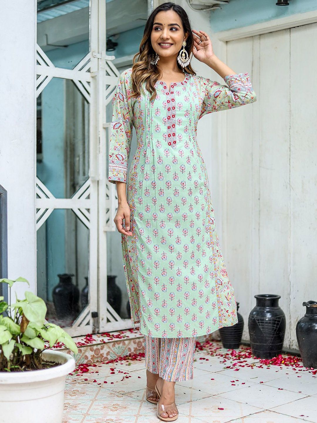 White Floral Straight Trousers Kurta Bottom And Dupatta Set