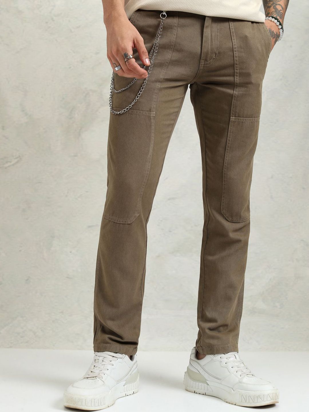 HIGHLANDER Men Straight Fit Mid-Rise Easy Wash Cargos Trousers-picture-15
