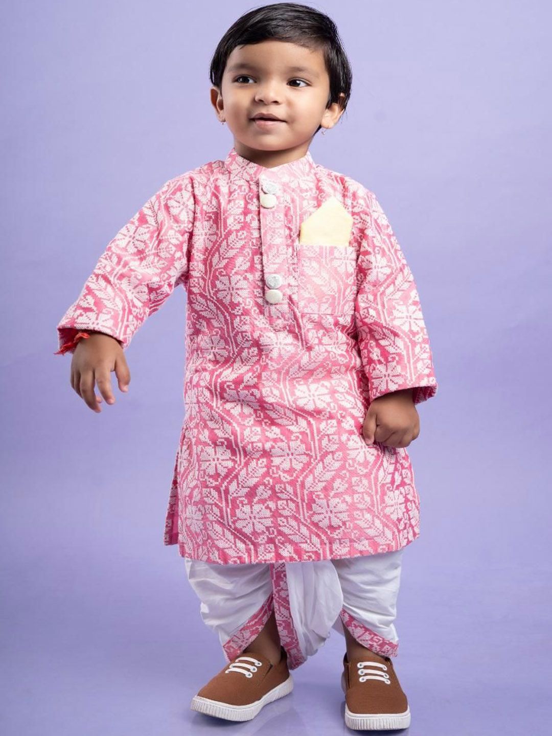 Kirti Agarwal Boys Floral Embroidered Regular Thread Work Chanderi Silk Kurta with Pyjamas-image-34