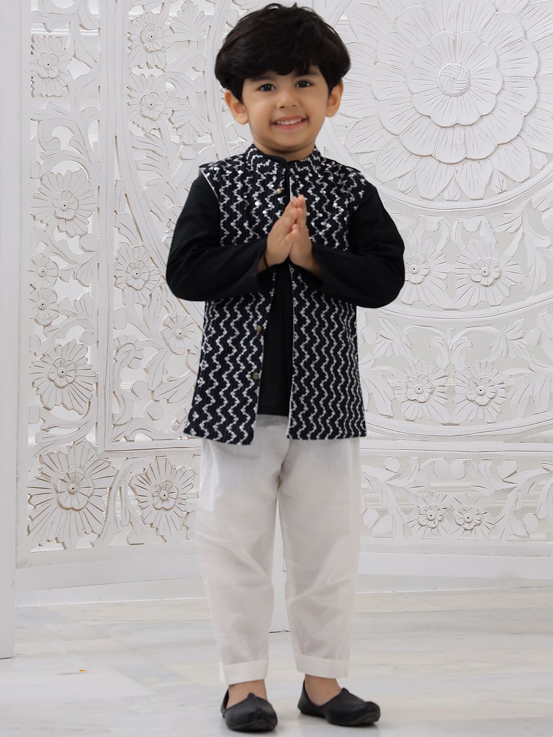 Hoshi by A&T Boys Regular Pure Cotton Kurta with Pyjamas-picture-27