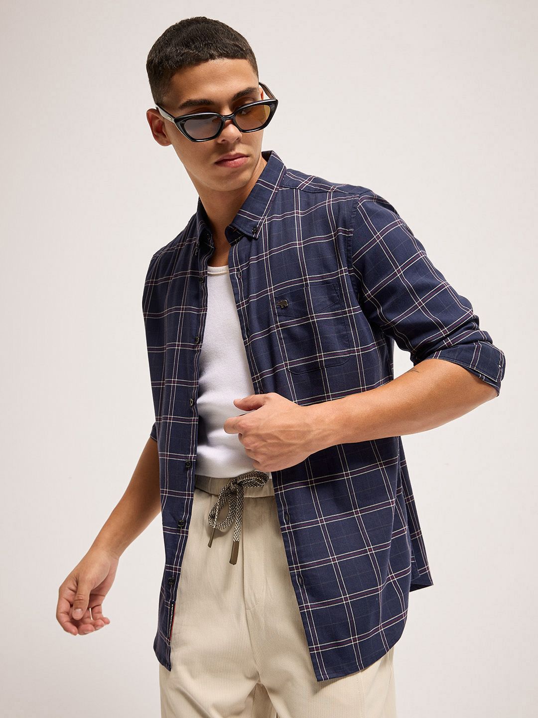 THE BEAR HOUSE Men Slim Fit Tartan Checks Opaque Casual Shirt-picture-17