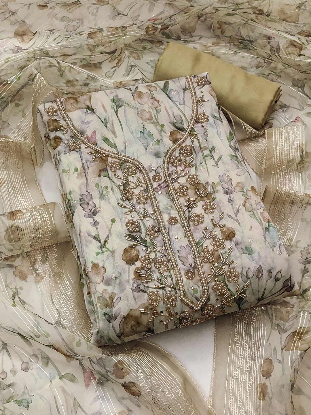 Peachmode Floral Prined Beads and Stones Unstitched Dress Material