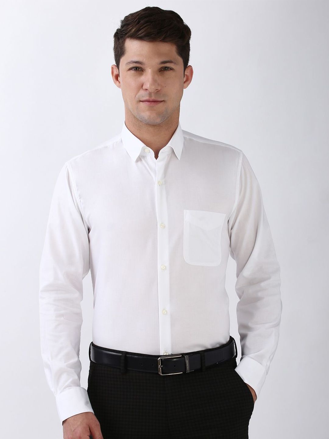 Peter England Men Spread Collar Solid Cotton Slim Fit Formal Shirt-picture-18