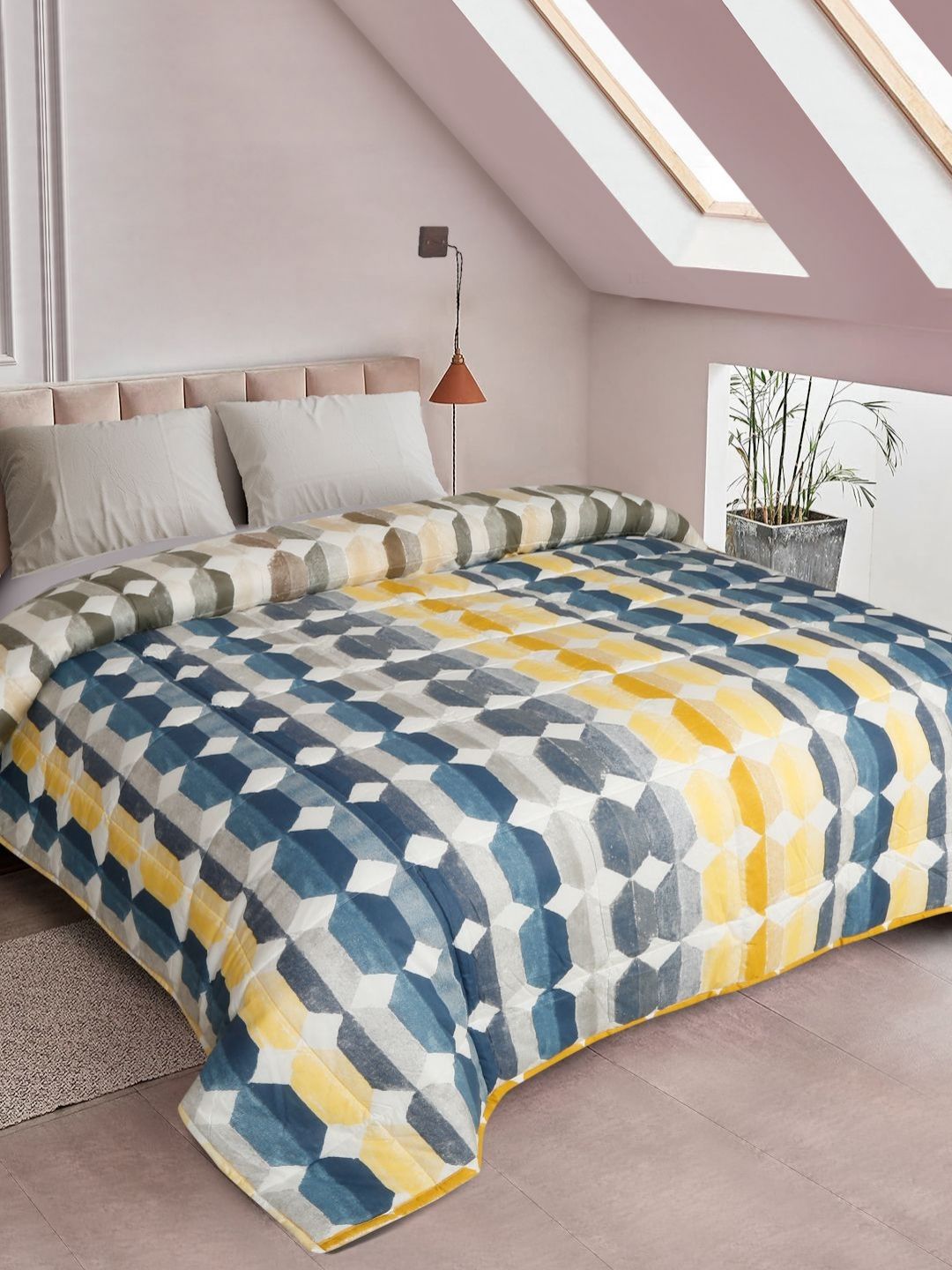 ROSARA HOME Blue and Grey Geometric Cotton AC Room Reversible Blankets Quilts and Dohars