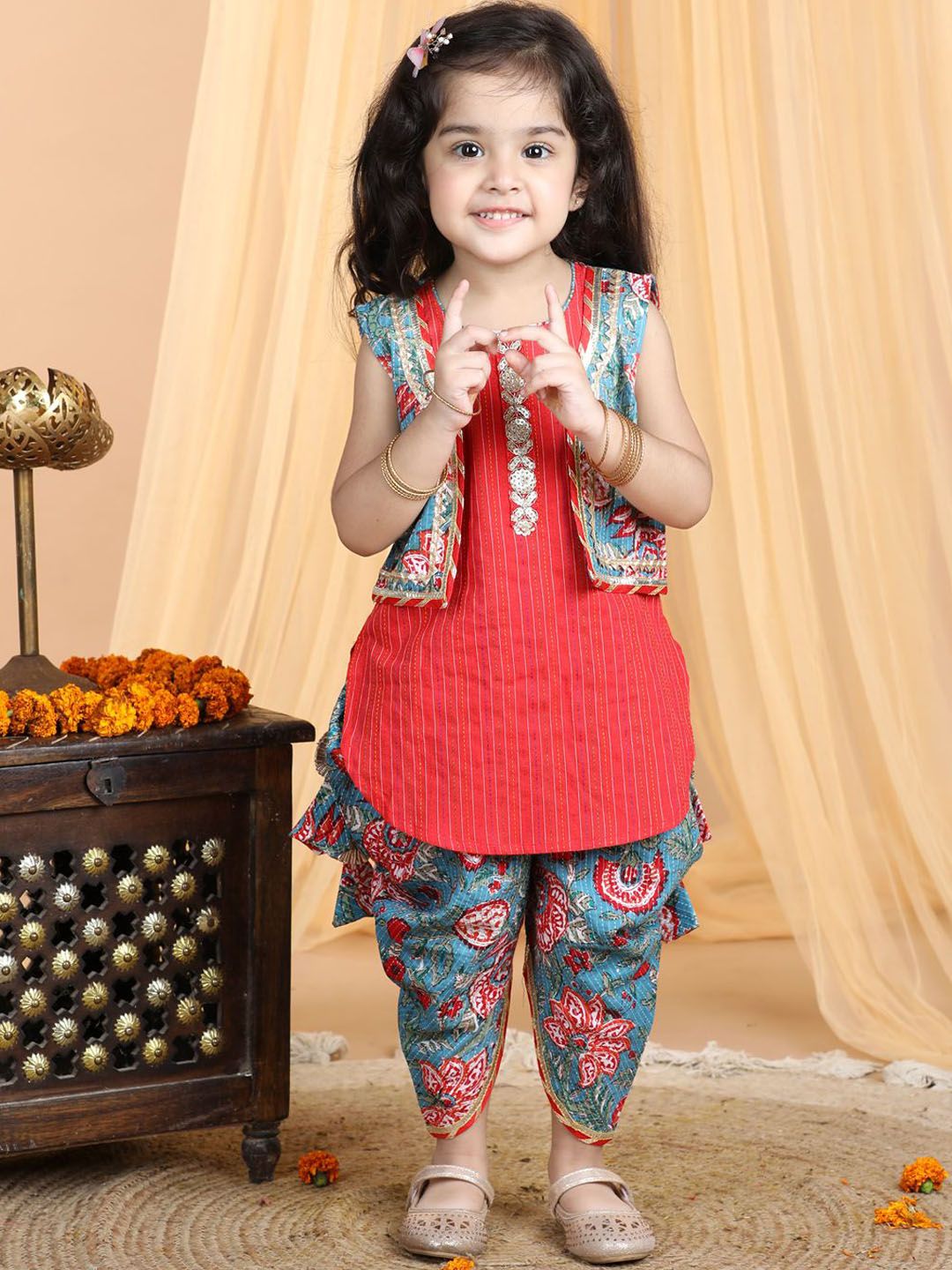 Here&Now X Kinder Kids Girls Ethnic Motifs Printed Regular Gotta Patti Pure Cotton Kurta with Dhoti Pants-picture-23
