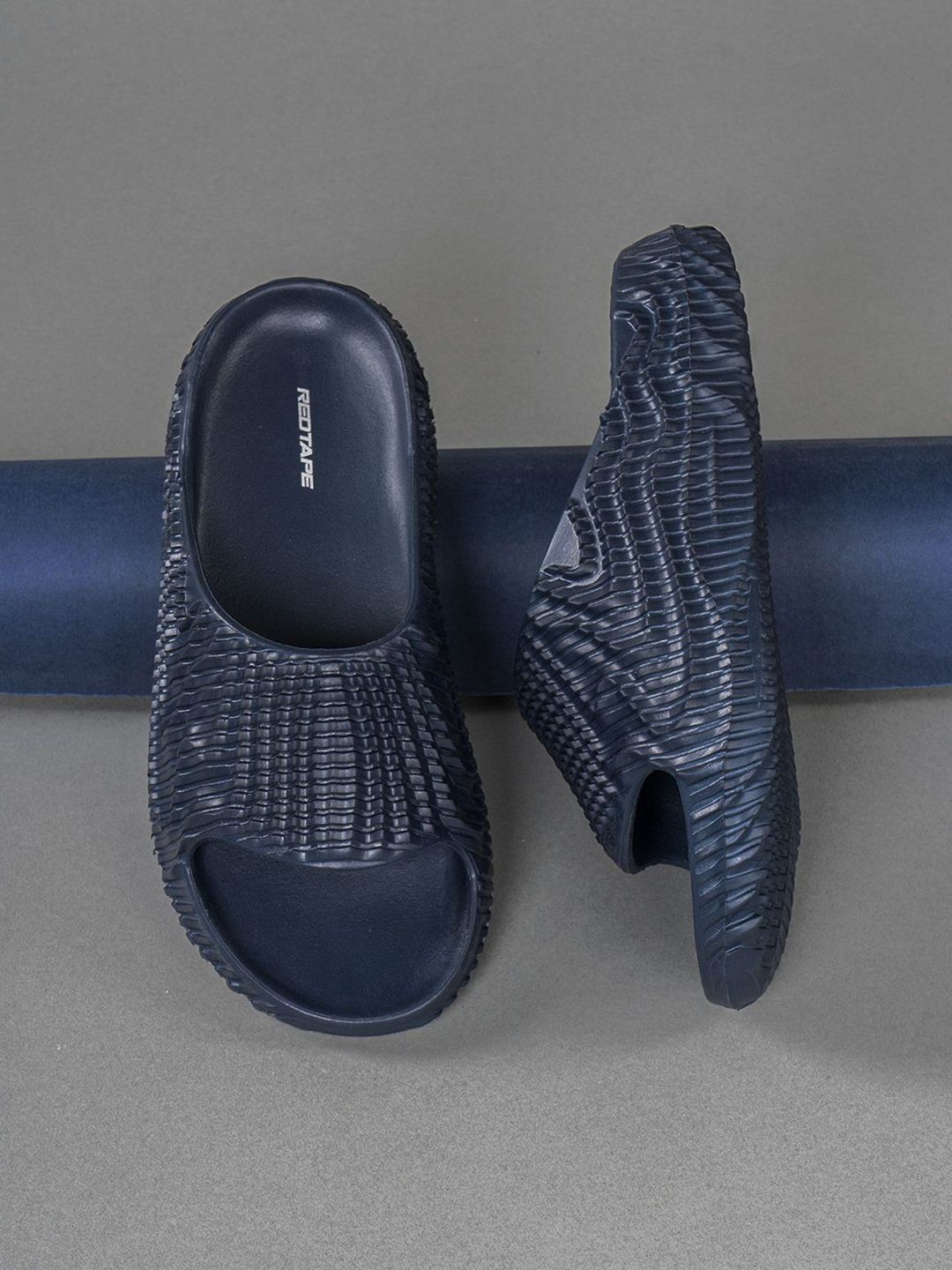 Red Tape Men Rubber Sliders-picture-40