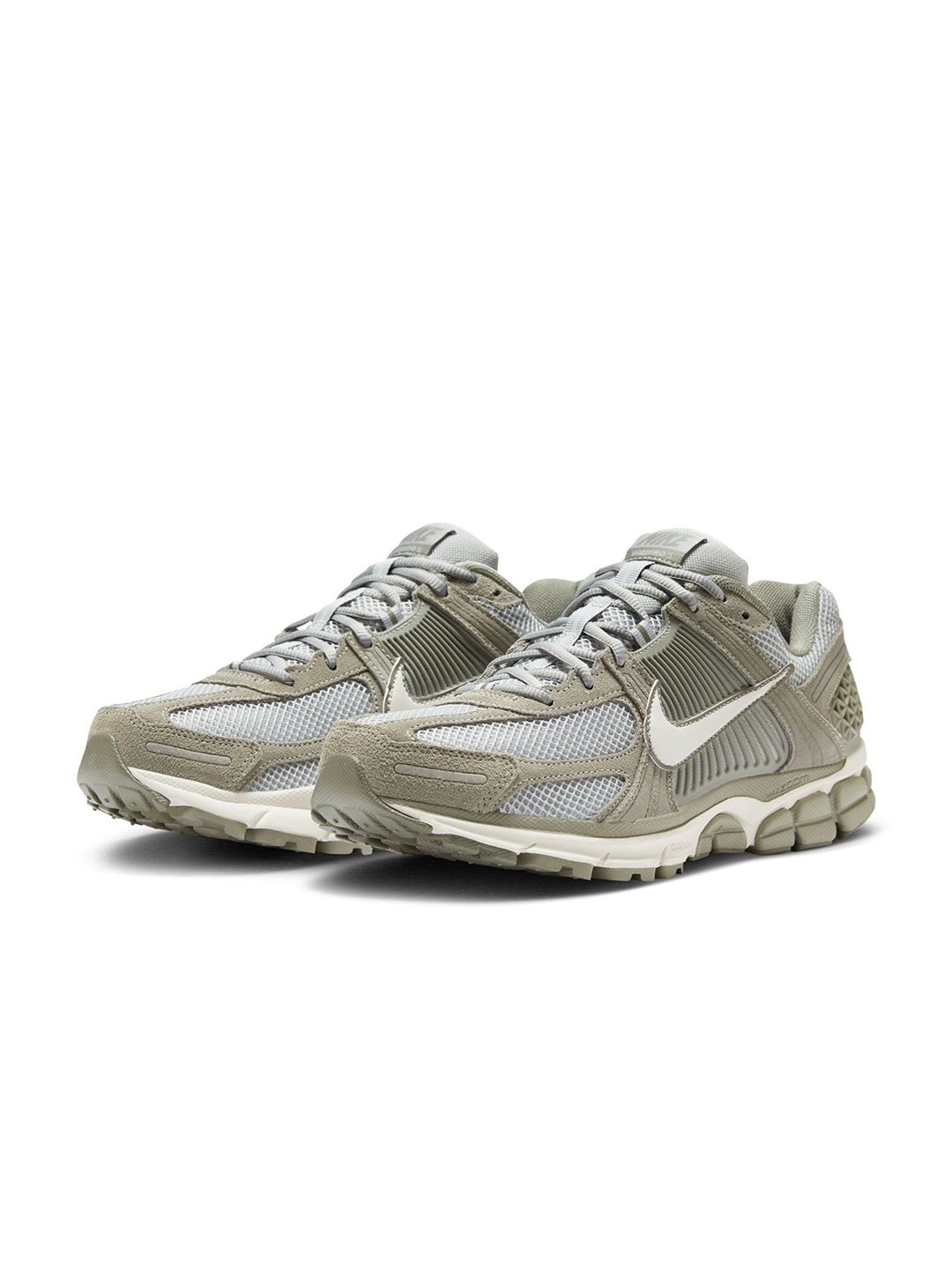 Nike Zoom Vomero 5 Men's Shoes-picture-21