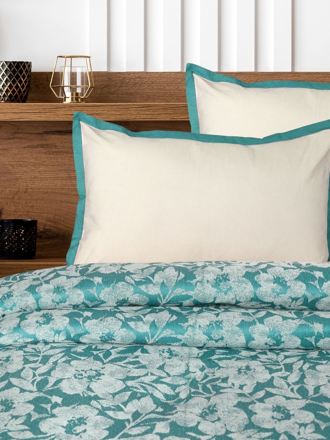 Saral Home Teal Floral 400 TC King Bedsheet with 2 Pillow Covers-picture-39