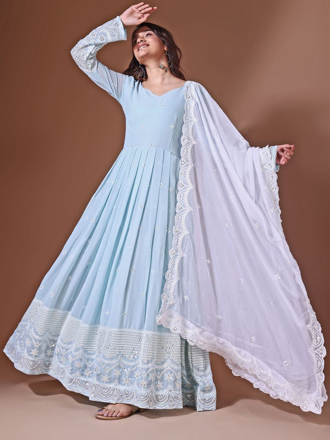 Women Ethnic Motifs Poly Georgette Ethereal Embroidery Kurta Set