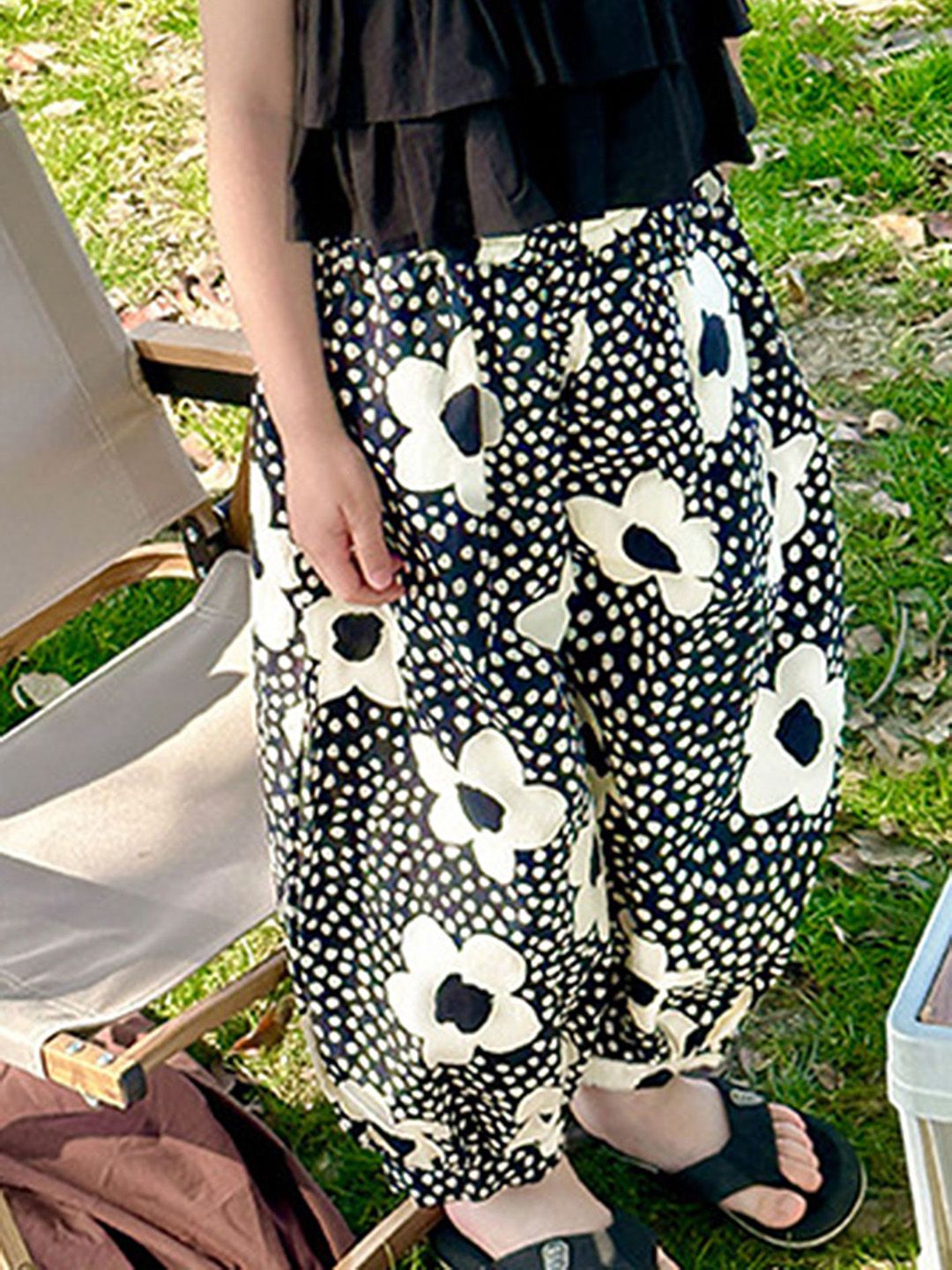 LULU & SKY Girls Floral Printed Loose Fit High-Rise Trousers-picture-18