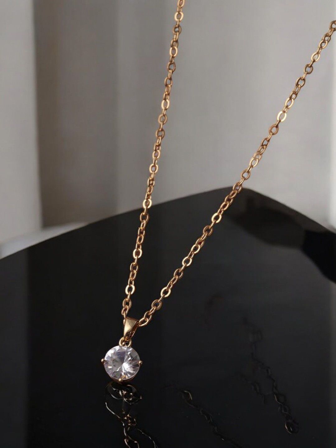fabula Cubic Zirconia Circular Pendant with Chain-picture-13