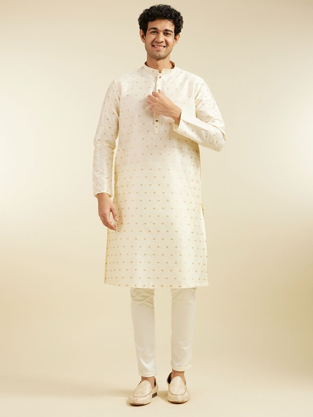 Diwas by Manyavar Floral Woven Design Thread Work Art Silk Straight Kurta Set-picture-14