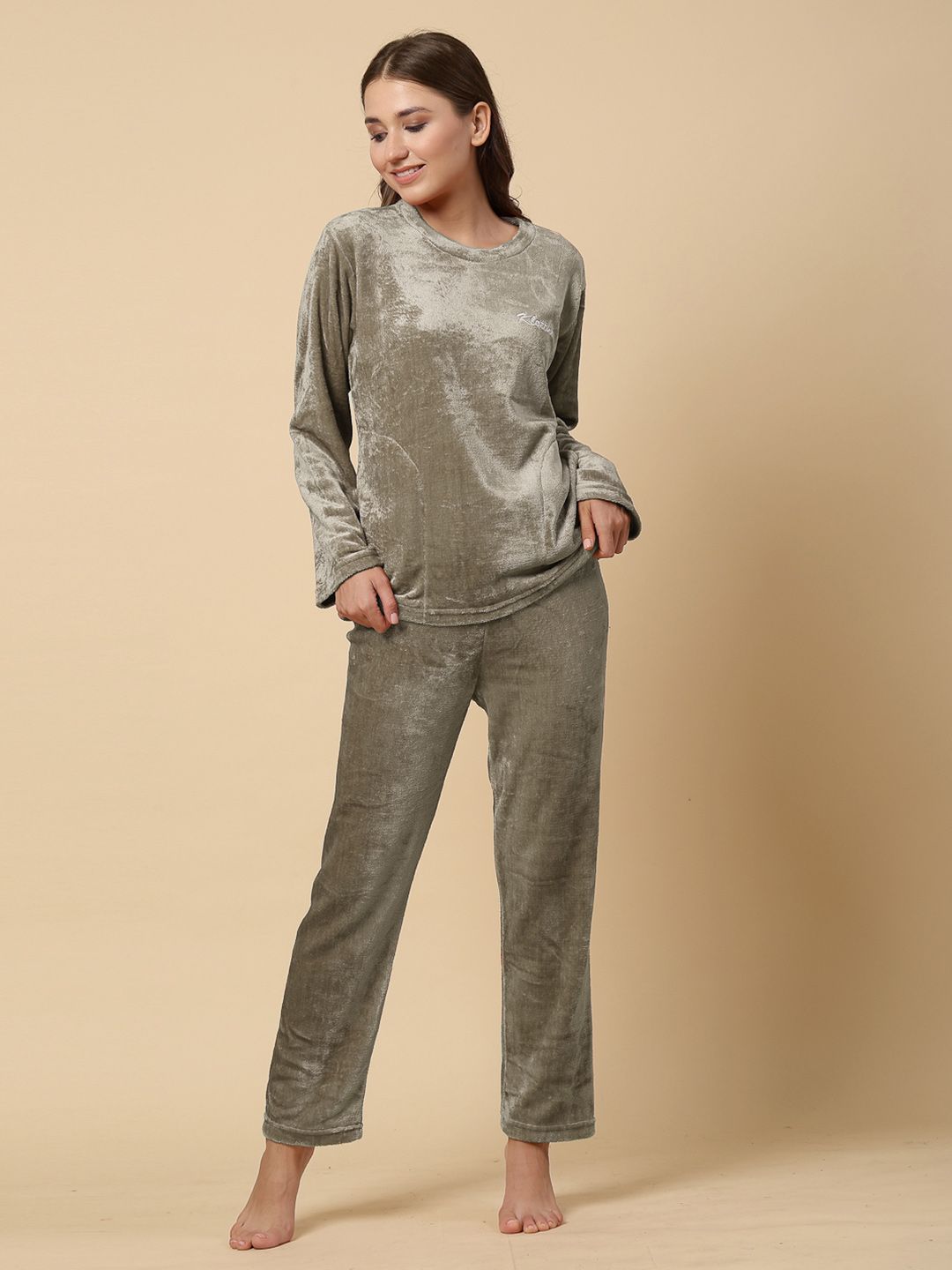 KLOTTHE Women Solid Night suit-image-18