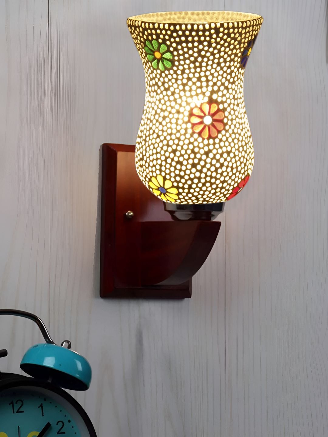 Devansh White & Red Textured Wood Traditional Abstract Shaped Shaped Wall Lamp-picture-22