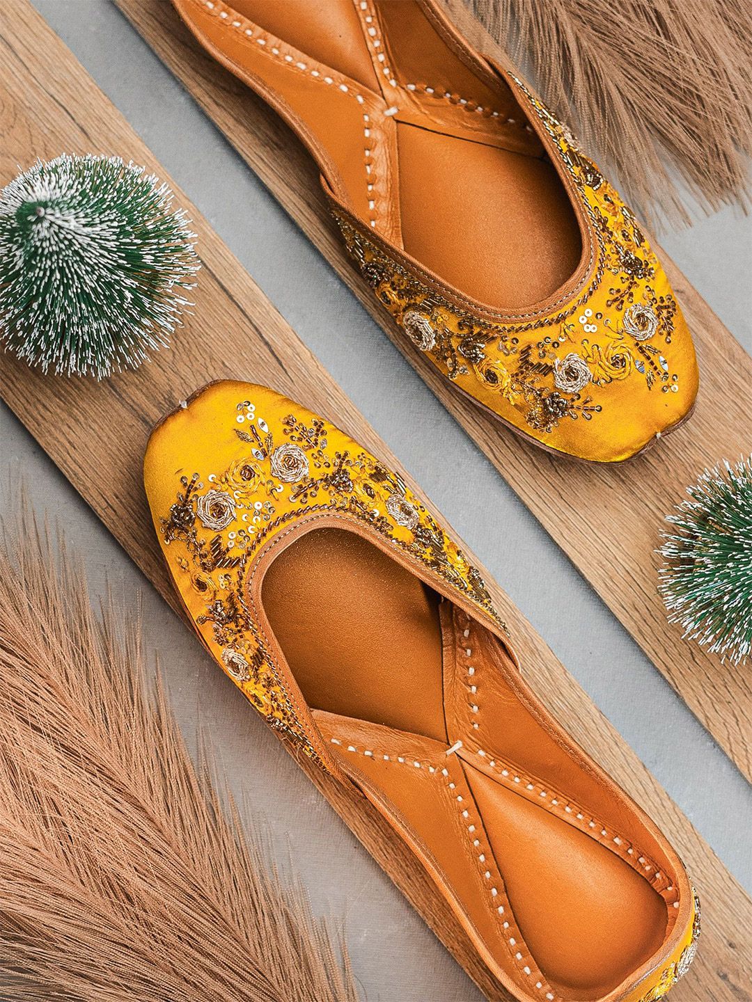 NR By Nidhi Rathi Women Embellished Ethnic Mojaris with Embroidered Flats-picture-33