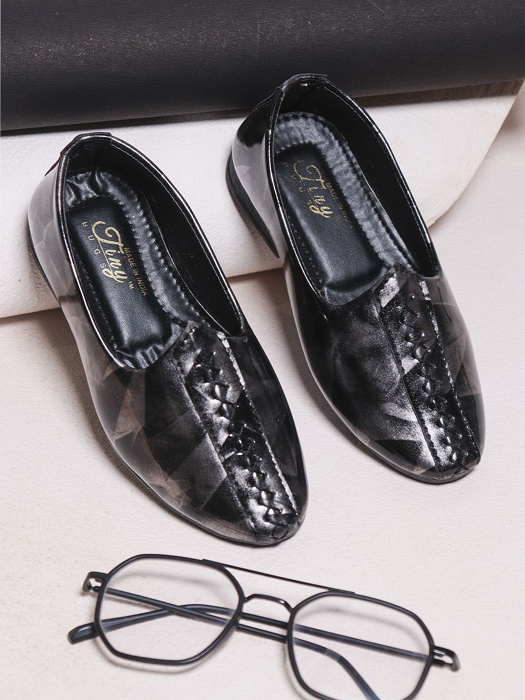 Tiny Bugs Boys Ethnic Wear Mojaris-picture-40