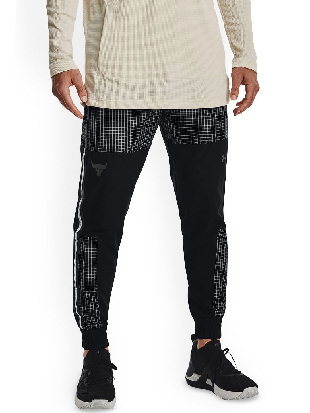 UNDER ARMOUR Men Graphic Mid Rise Relaxed Fit Joggers-picture-19