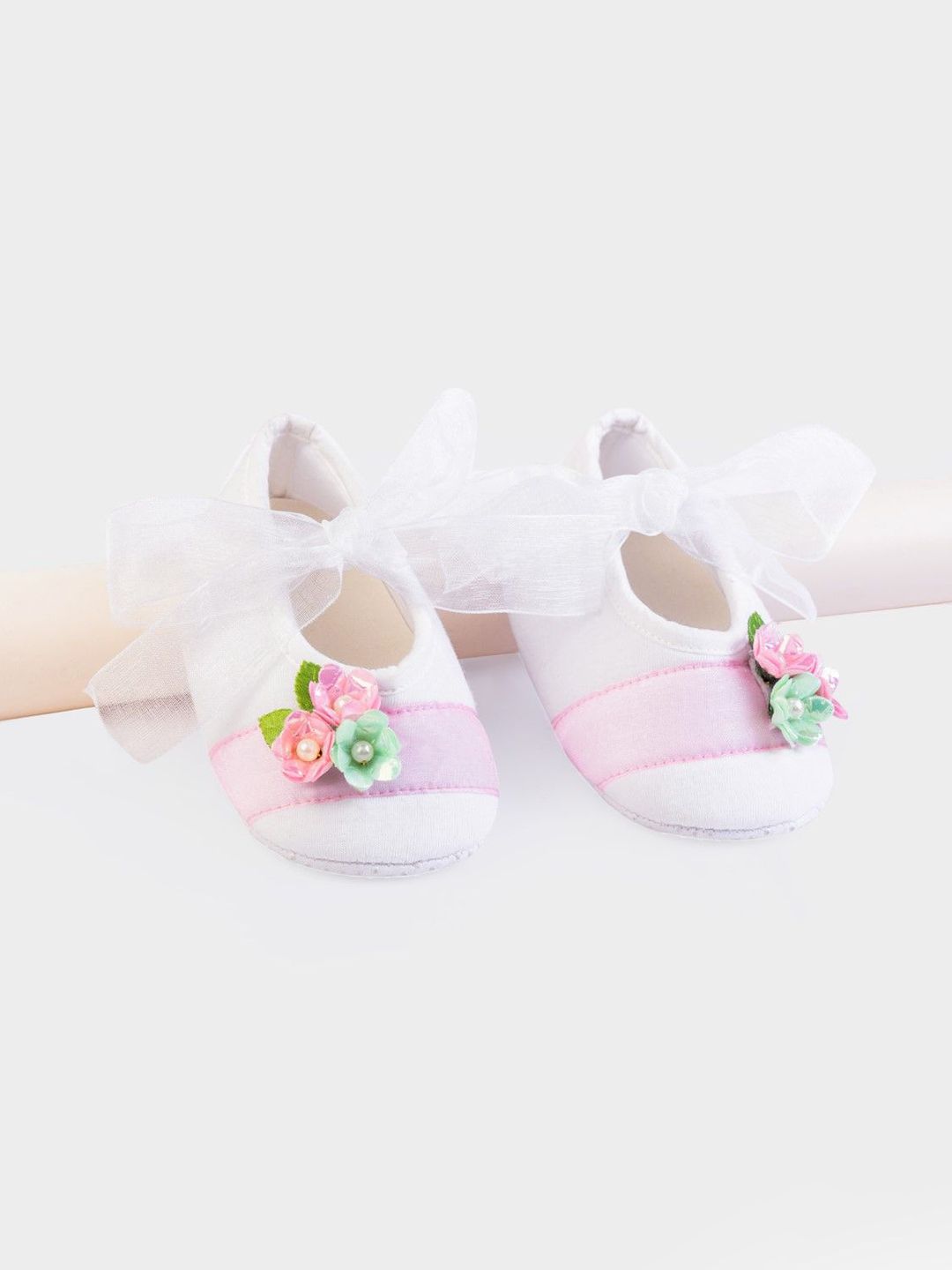 Daizy Infant Girls Small Flowers Booties