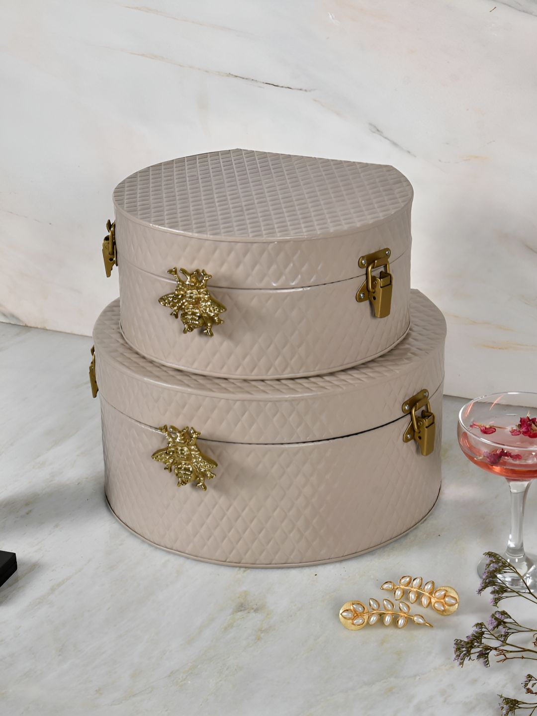 Living With Elan The Royal Hive Beige 2 Pieces Textured Metal Trunk Box Organisers-image-20