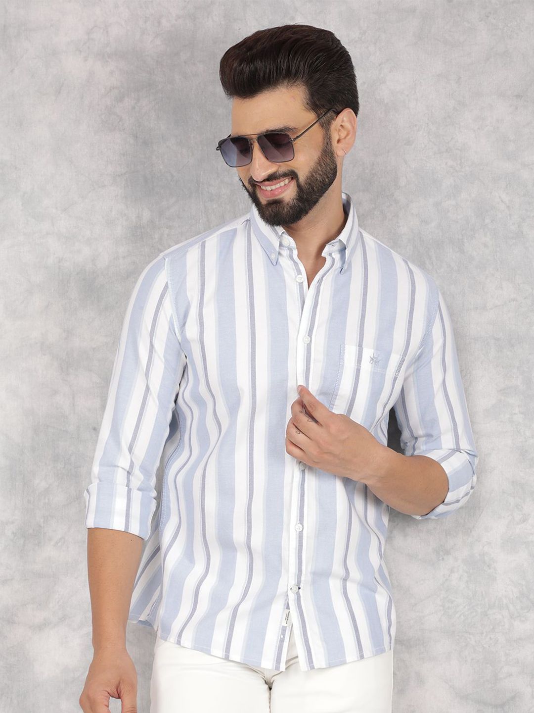 Crimsoune Club Men Smart Button-Down Collar Vertical Striped Cotton Slim Fit Casual Shirt-picture-26