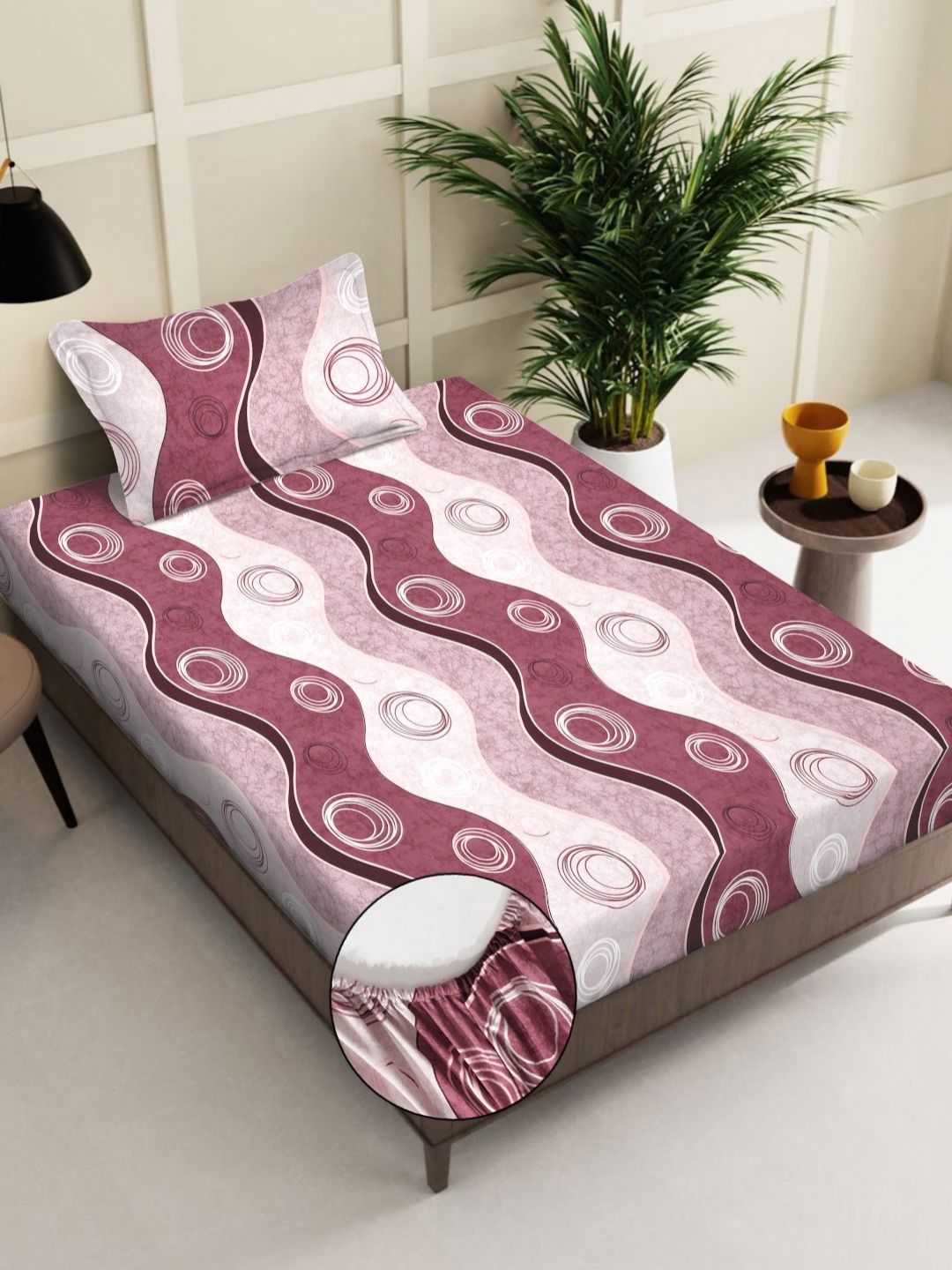 KLOTTHE Mauve Printed 300 TC Bedsheet With 1 Pillow Covers-picture-13