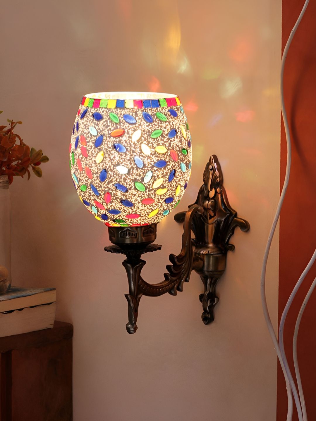 Devansh White & Green Textured Metal Traditional Wall Lamp-picture-45