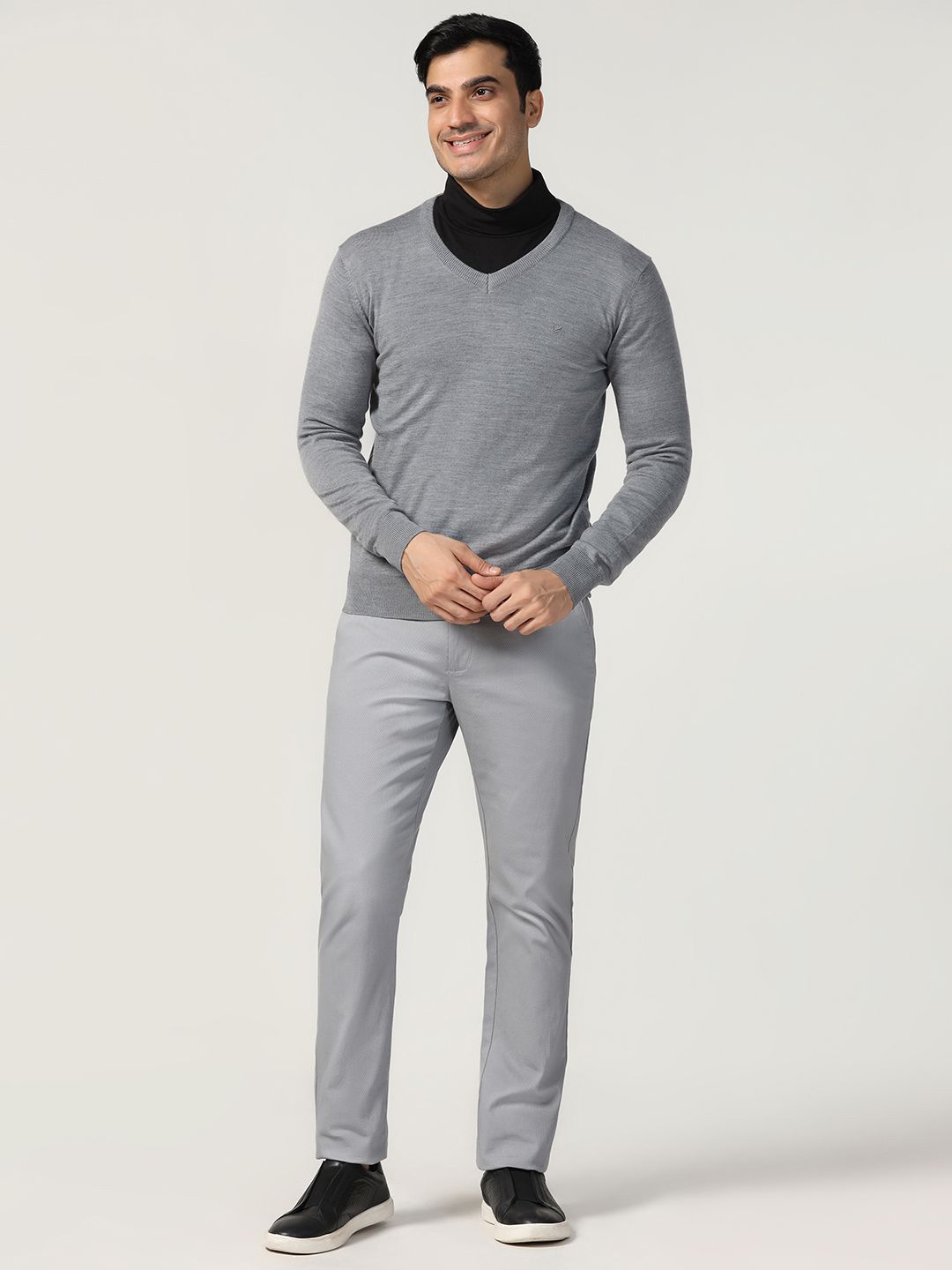 Blackberrys Men Woollen Solid V-Neck Pullover Sweater-picture-27
